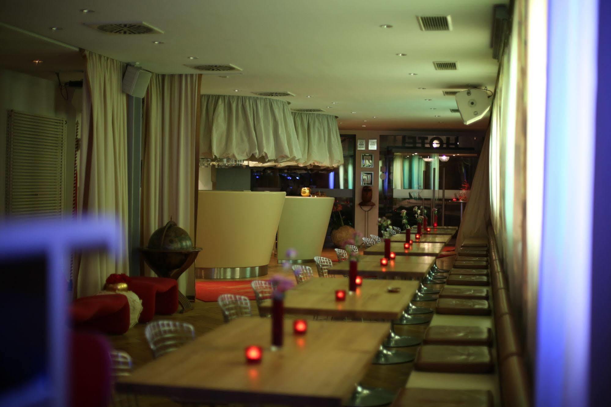 Hotel Drei Raben Нюрнберг Экстерьер фото